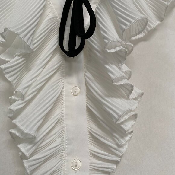 ZARA White Ruffled Blouse Size M - Elegant + Chic - Picture 4 of 6